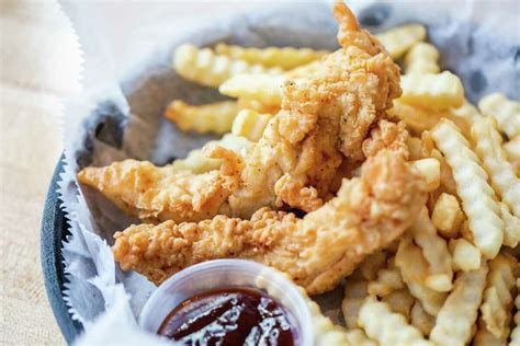 tessatasty|Layne’s Chicken Fingers